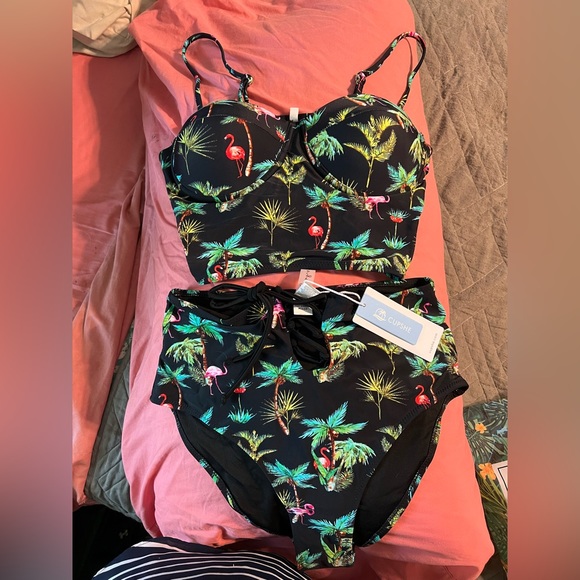 Cupshe Other - Cupshe swim suit size M NWT